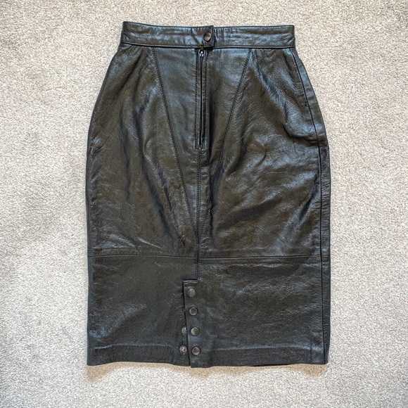 LEATHER SKIRT XXS - Picture 4 of 9